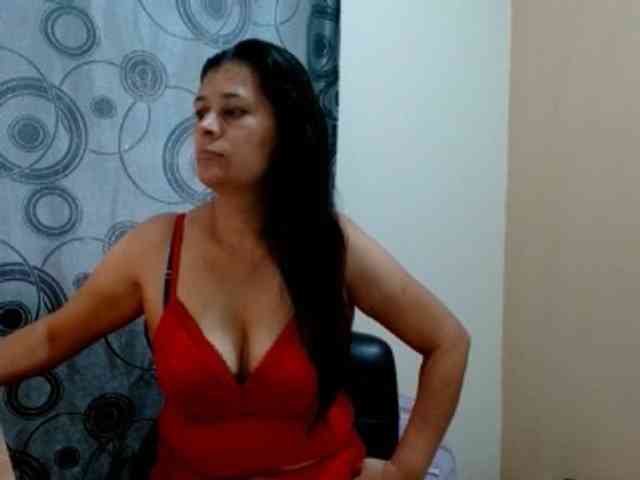 Adrianamilf webcam