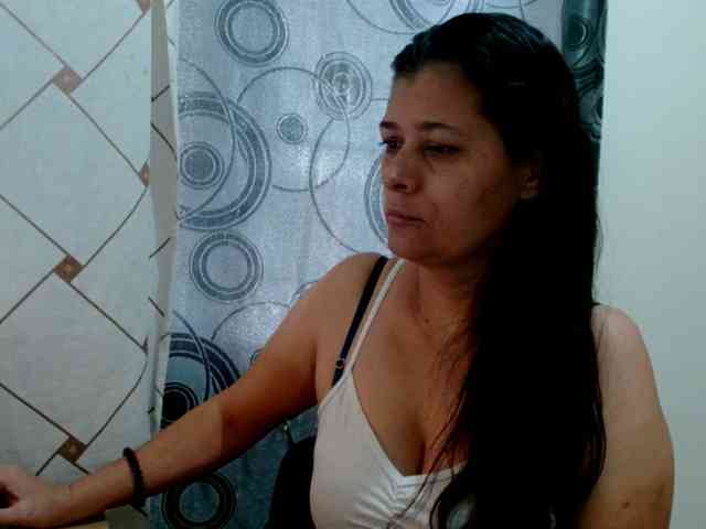 Adrianamilf webcam