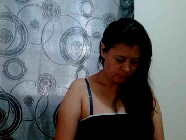 Adrianamilf webcam