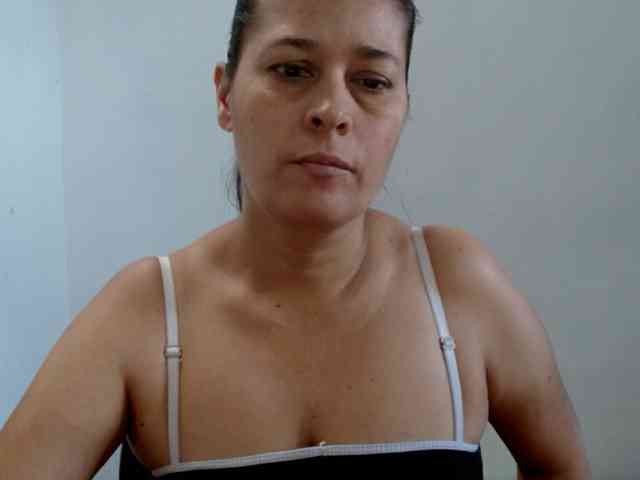 Adrianamilf webcam