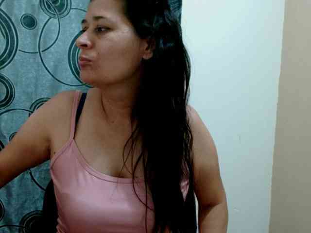 Adrianamilf webcam