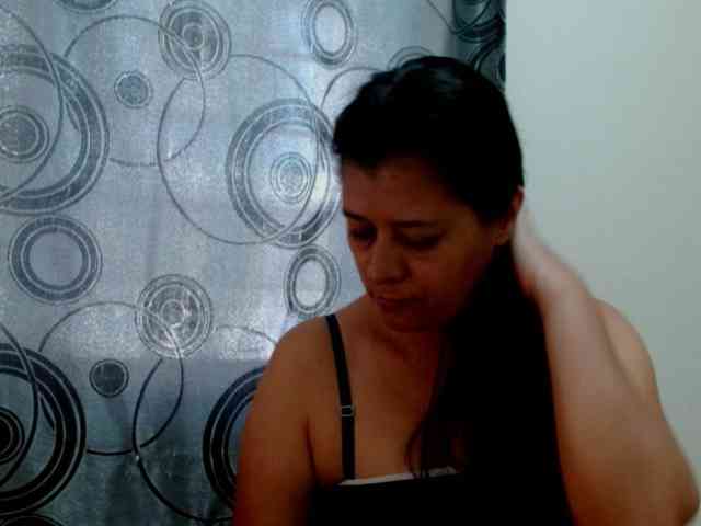 Adrianamilf webcam