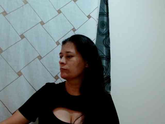 Adrianamilf webcam