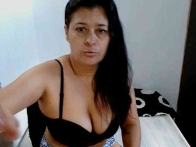 Adrianamilf