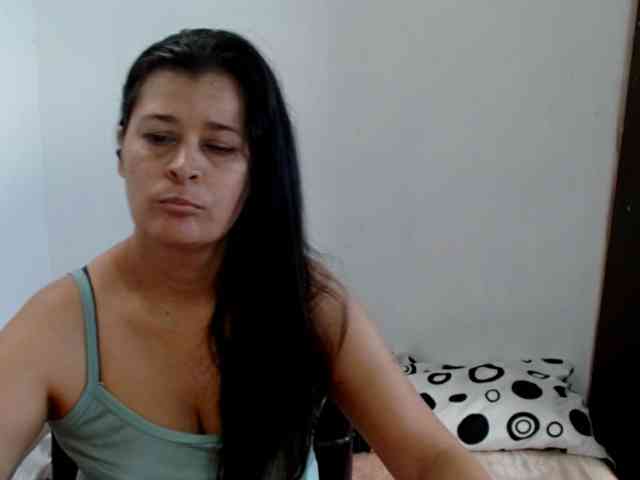 Adrianamilf webcam