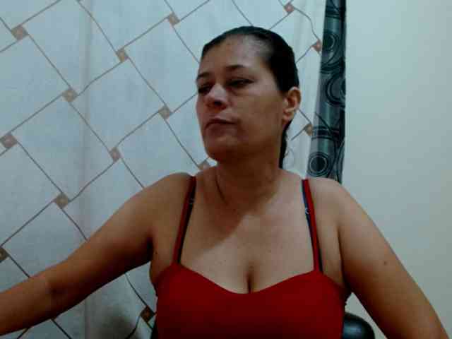 Adrianamilf Adrianamilf