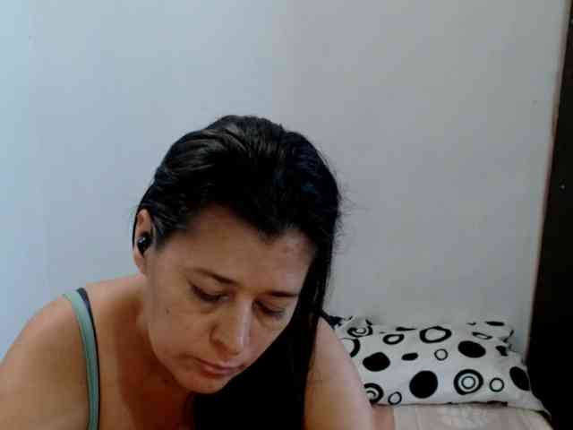 Adrianamilf webcam