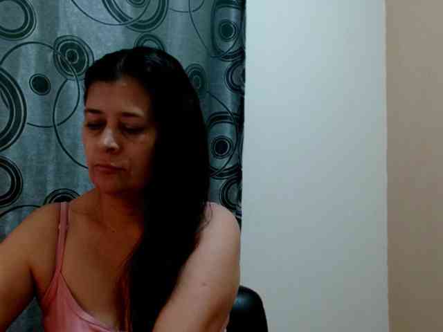 Adrianamilf webcam