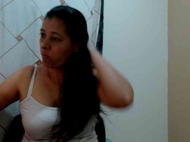 Adrianamilf webcam