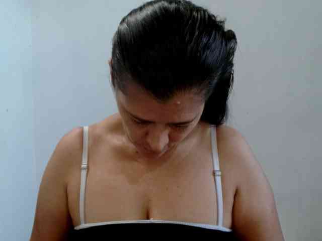 Adrianamilf Adrianamilf