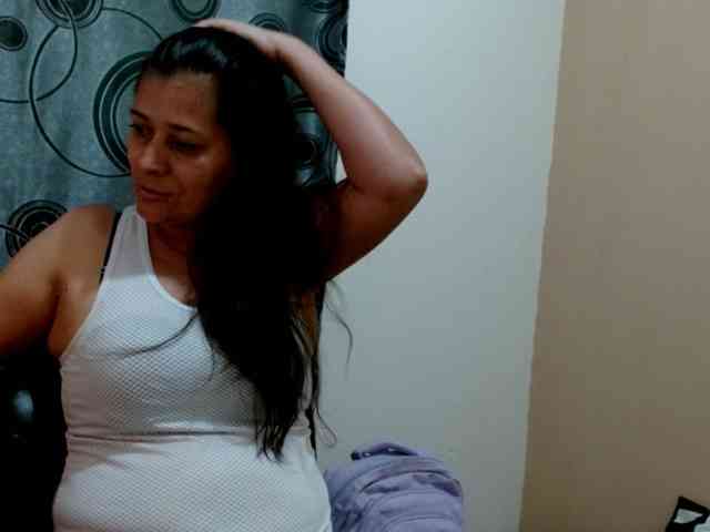 Adrianamilf webcam