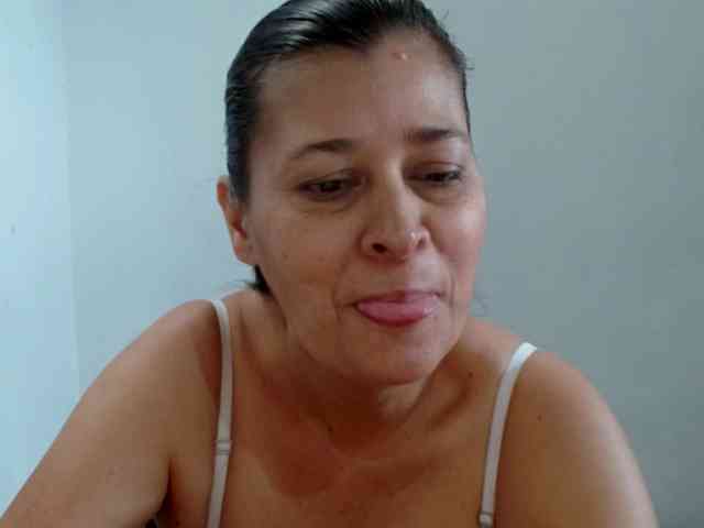 Adrianamilf webcam