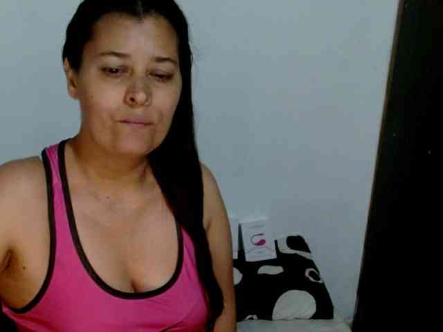 Adrianamilf webcam