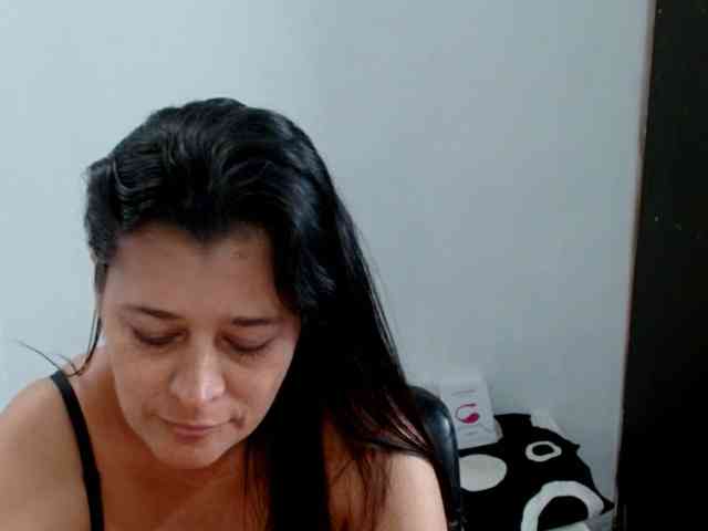 Adrianamilf webcam