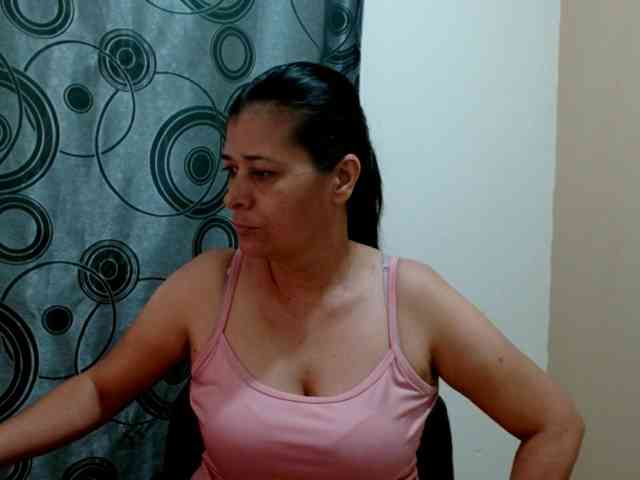 Adrianamilf webcam