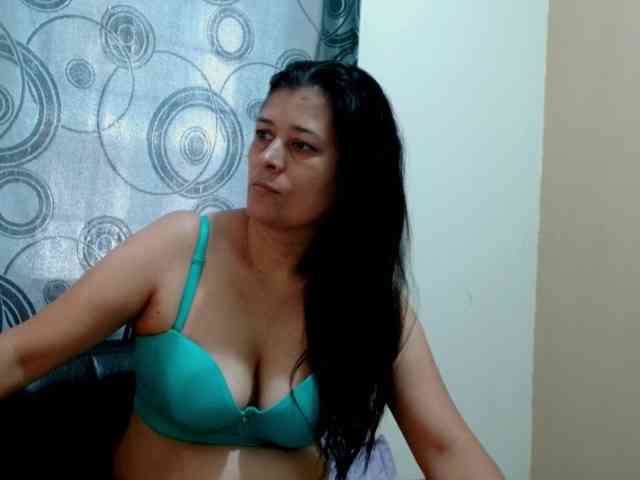 Adrianamilf webcam