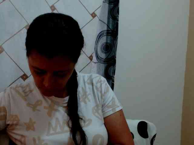Adrianamilf webcam