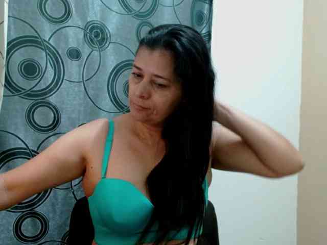 Adrianamilf webcam