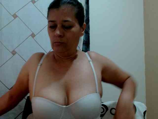 Adrianamilf webcam
