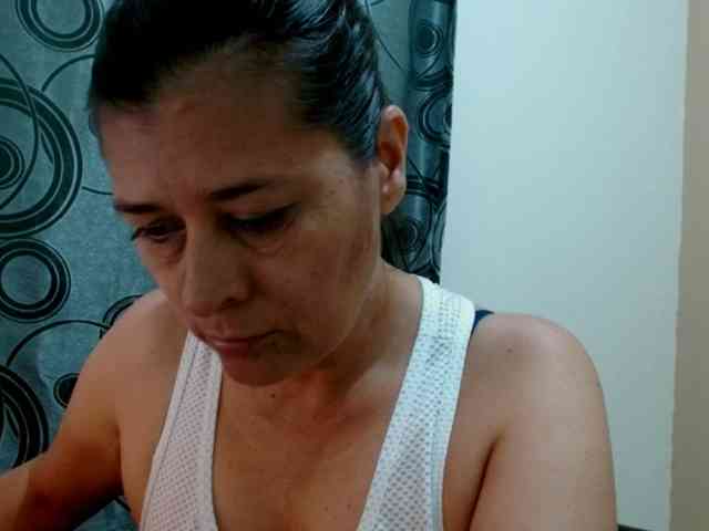 Adrianamilf webcam