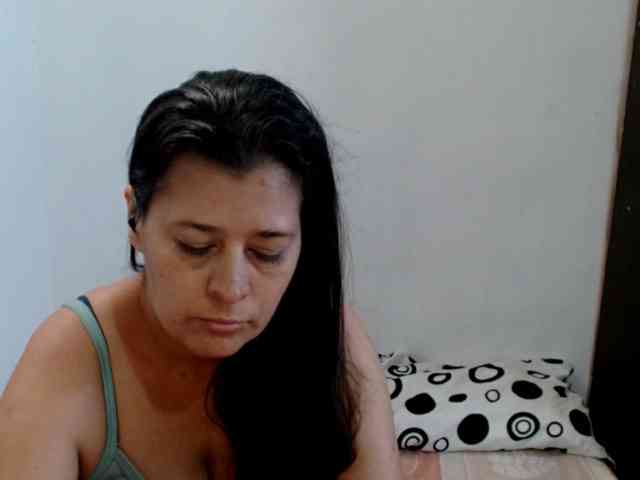 Adrianamilf webcam