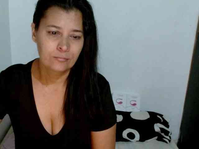 Adrianamilf webcam