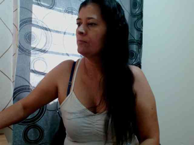 Adrianamilf webcam