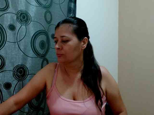 Adrianamilf webcam