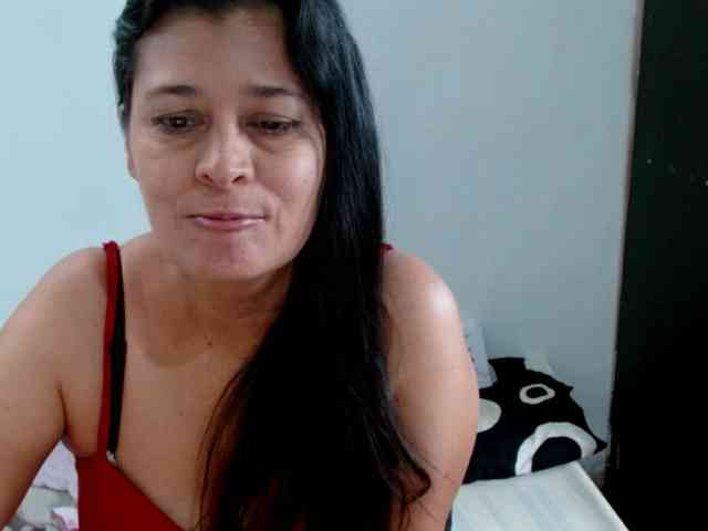 Adrianamilf webcam