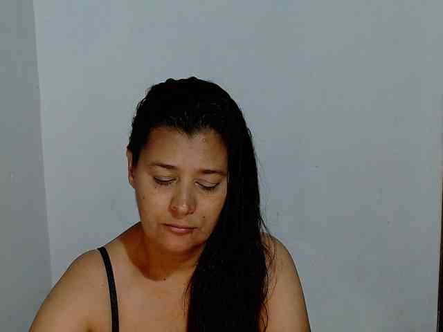 Adrianamilf webcam
