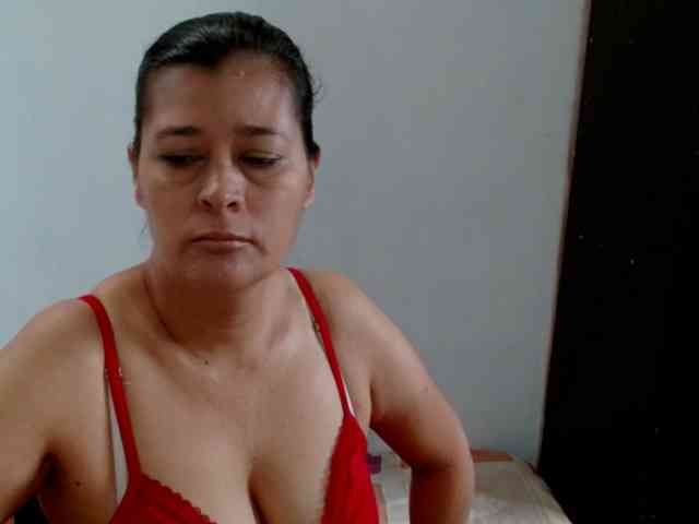 Adrianamilf webcam