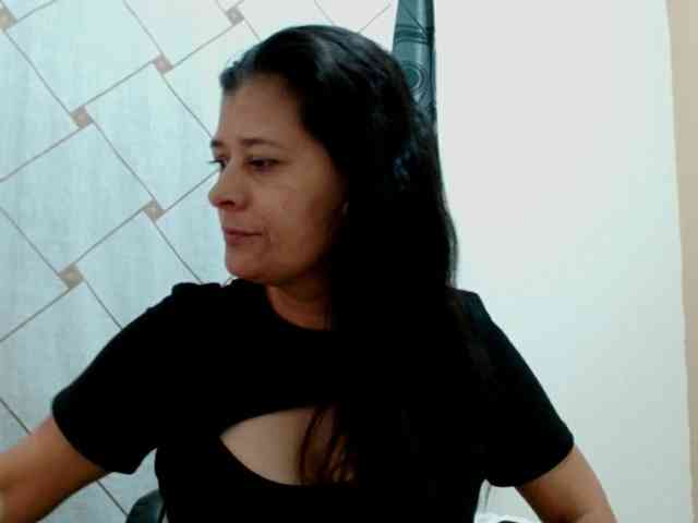 Adrianamilf webcam
