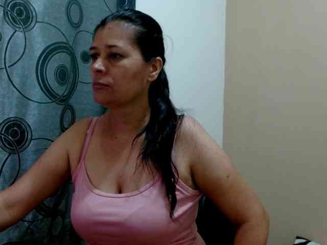Adrianamilf webcam