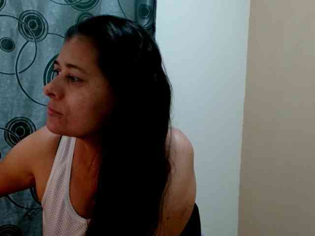 Adrianamilf webcam