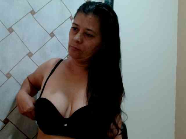 Adrianamilf webcam