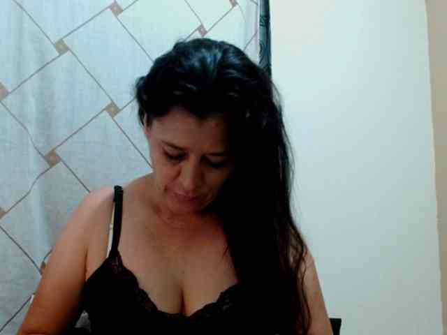 Adrianamilf webcam