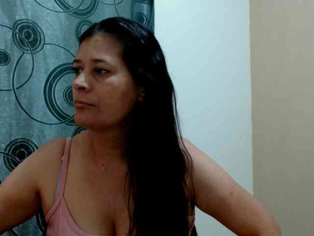 Adrianamilf webcam