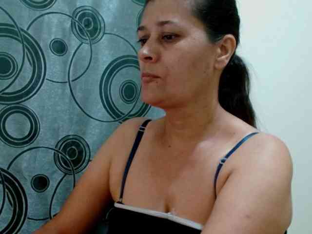 Adrianamilf webcam