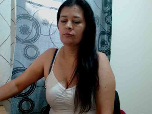 Adrianamilf webcam