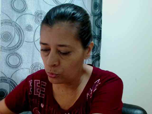 Adrianamilf webcam