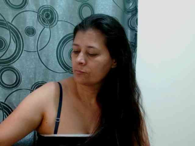 Adrianamilf webcam