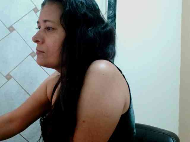 Adrianamilf webcam