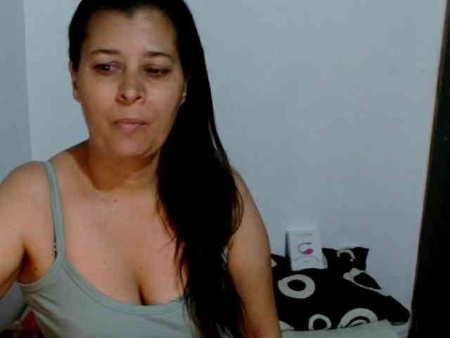 Adrianamilf webcam
