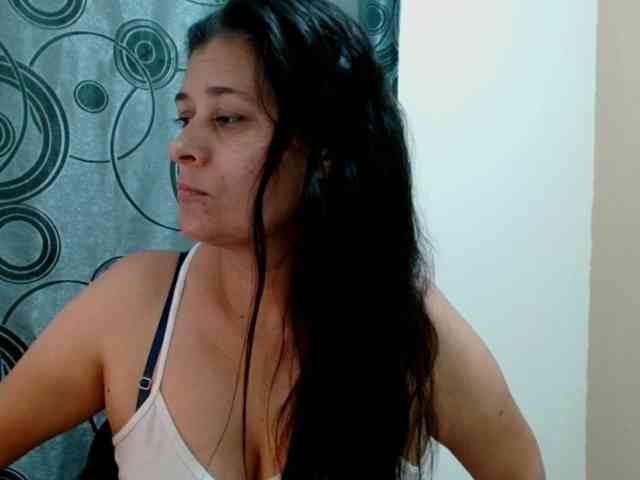 Adrianamilf webcam