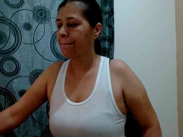 Adrianamilf webcam
