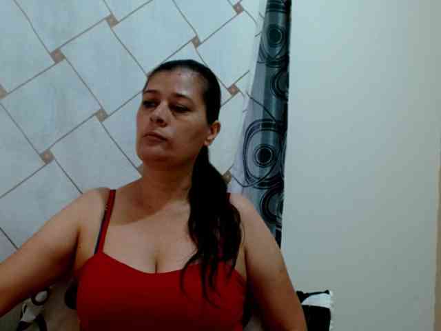 Adrianamilf webcam