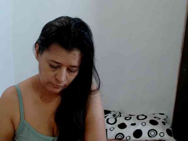 Adrianamilf webcam