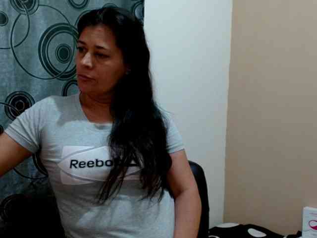 Adrianamilf webcam