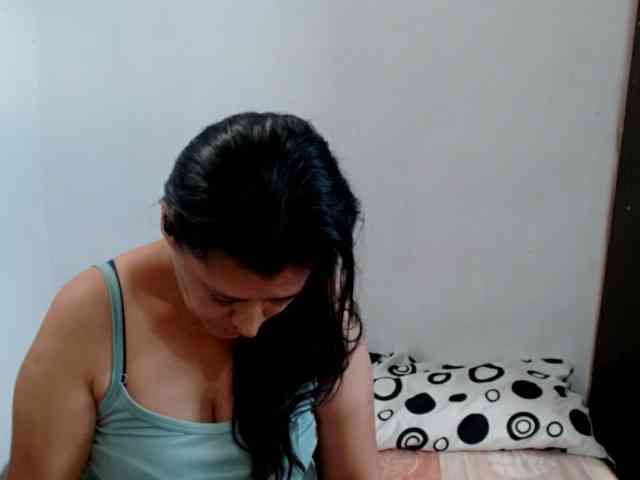 Adrianamilf webcam