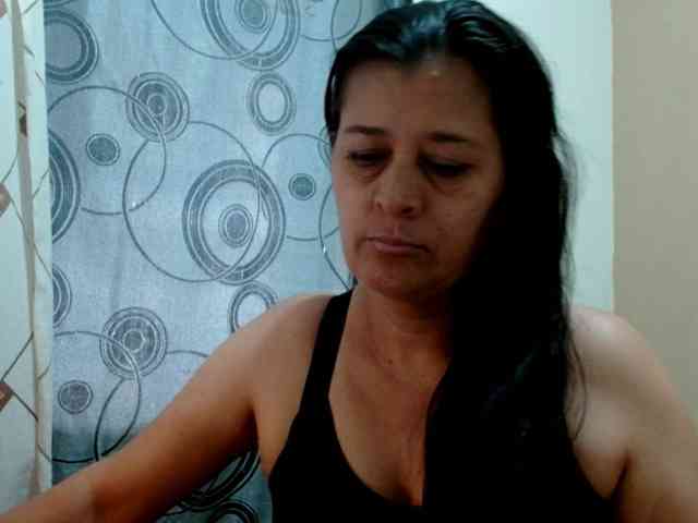 Adrianamilf webcam